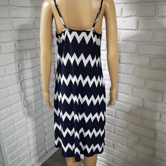 2 / $30.00 - BB Collection Ladies Size XL Navy & White Beach / Cover Up Dress - Picture 2 of 7